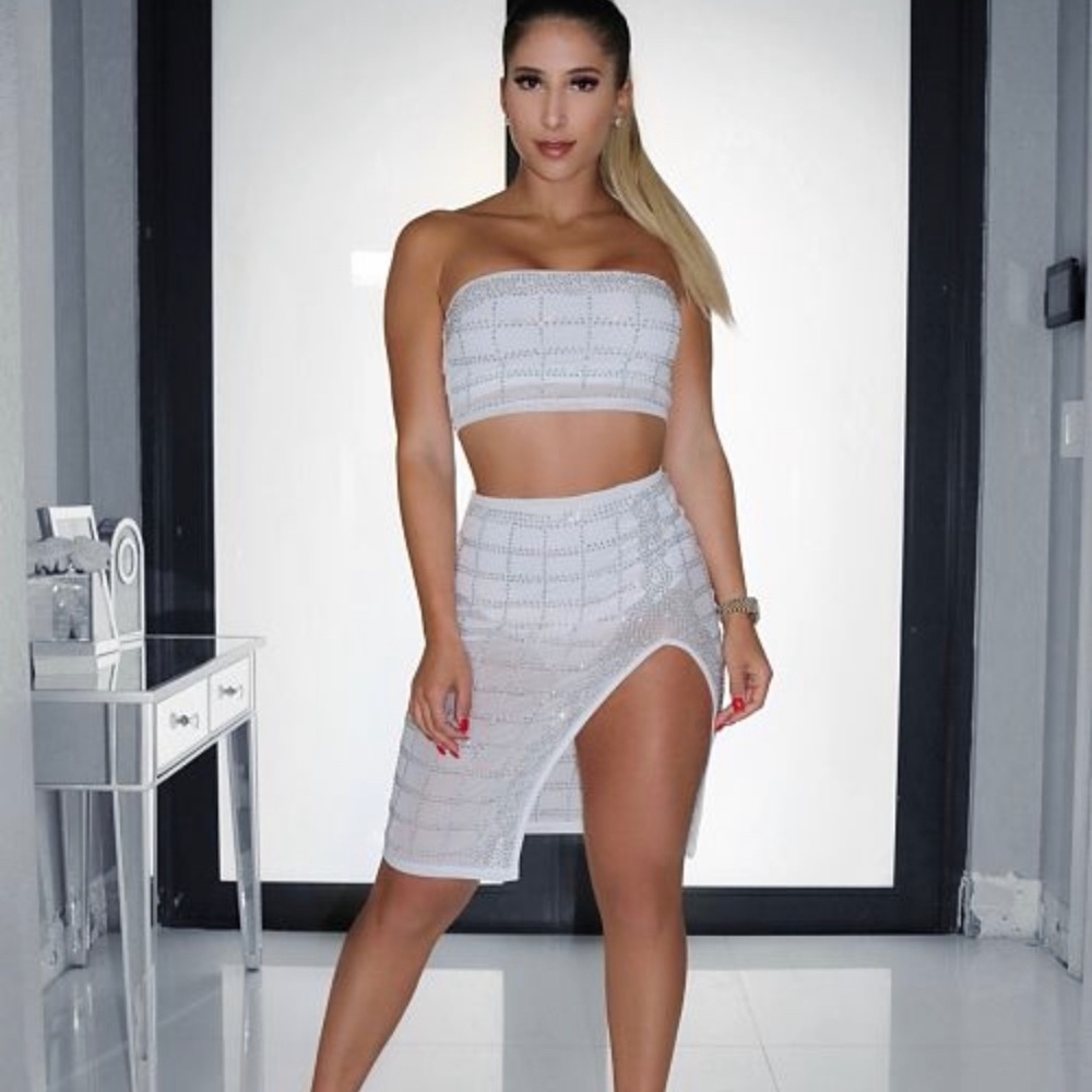 White Shimmering Set